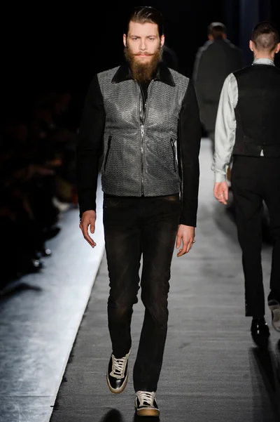 Look 31